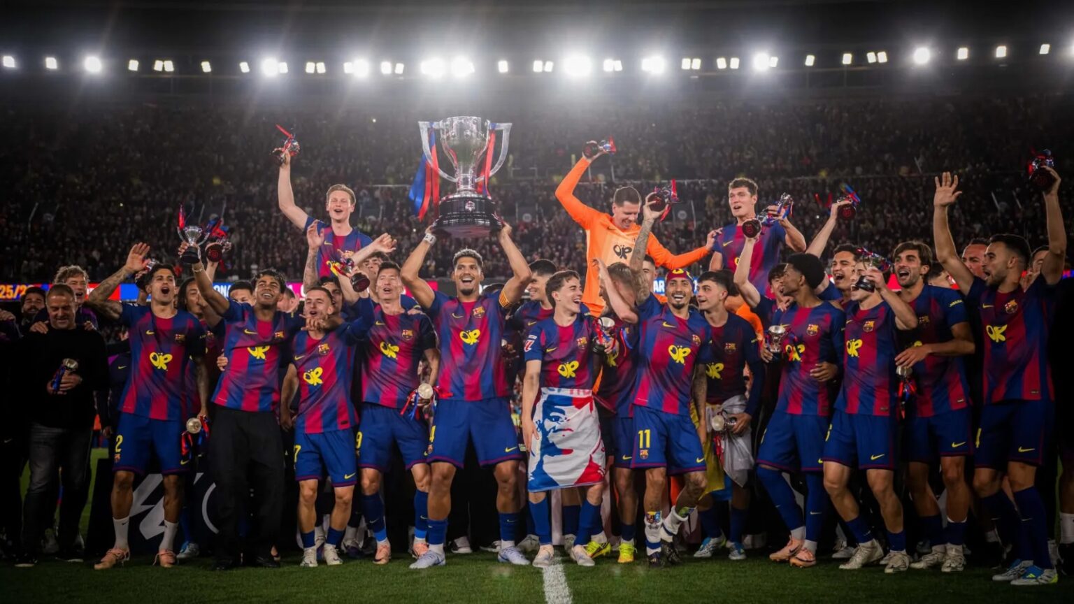 Barcelona conquista a 29ª La Liga e reacende rivalidade histórica com o ...